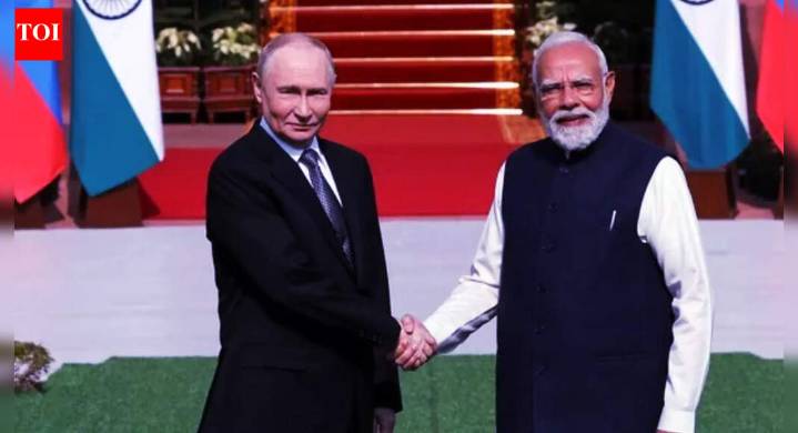 Under world’s glare, PM does balancing act on Russia war