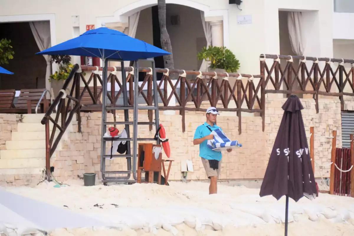 “Seguirá siendo insuficiente": Aumento del salario mínimo divide opiniones entre trabajadores de Quintana Roo