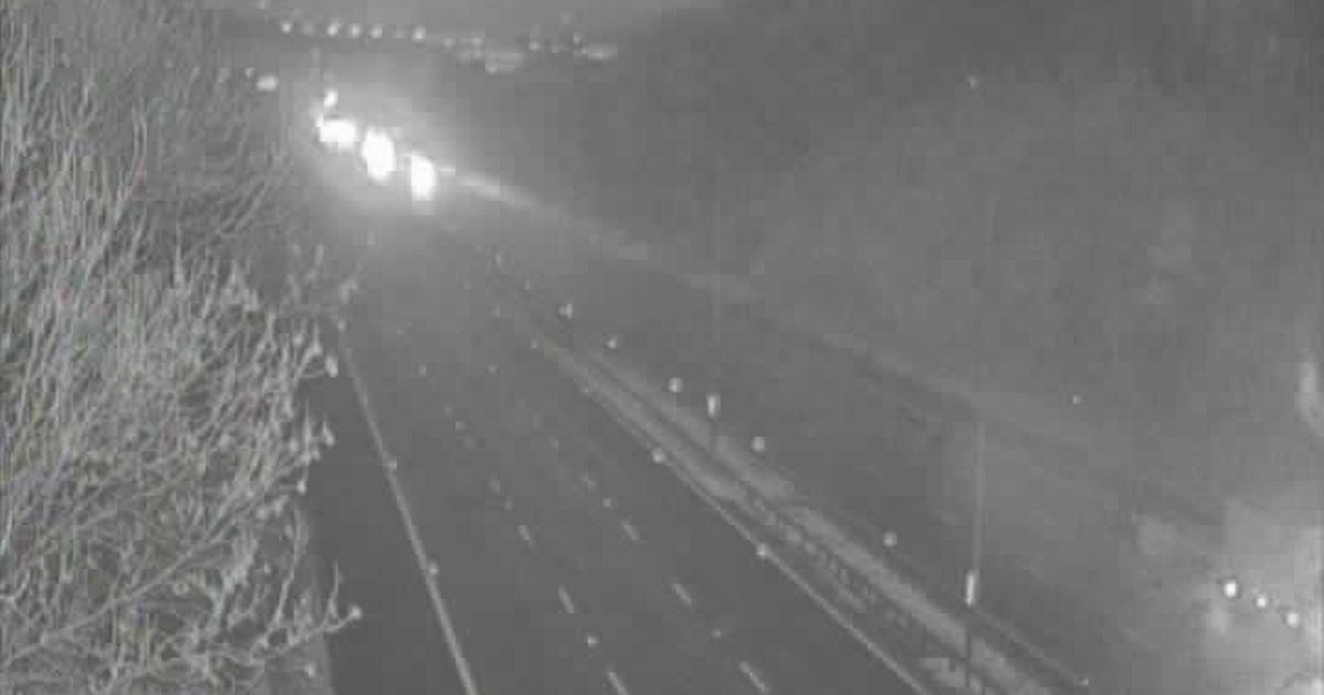 M6 traffic LIVE: Major motorway CLOSED after horror crash leaves car on its roof