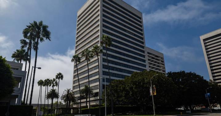 Investor pleads guilty in criminal case that felled hedge fund, damaged B. Riley