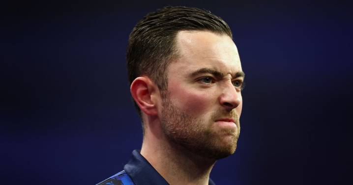 Luke Humphries faces £500,000 issue ahead of World Darts Championship clash