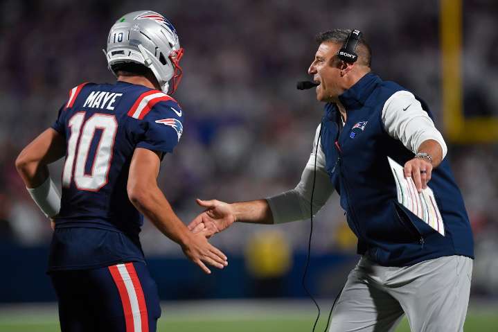 NFL Coach of the Year Mike Vrabel? Patriots' Drake Maye thinks so
