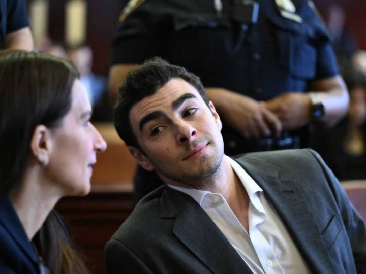 Hearing in Mangione’s state murder case sheds new light on arrest