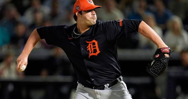Rockies select right-hander RJ Petit from Tigers in Rule 5 draft at winter meetings