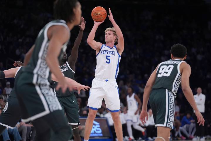 How to watch college basketball free live stream today: No. 16 North Carolina Tar Heels vs. No. 18 Kentucky Wildcats