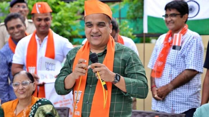 Ahmedabad: 195 get Indian citizenship certificates