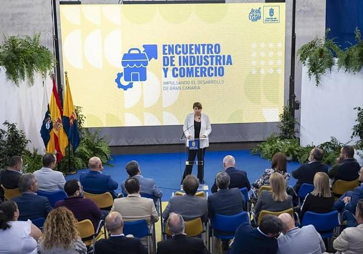 El Cabildo de Gran Canaria lanzará en marzo sus bono consumo en comercios minoristas