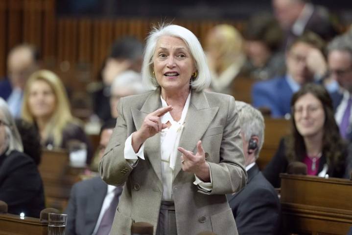 Ottawa moving to reissue fishing licences to Mi’kmaw group despite Inuit objections