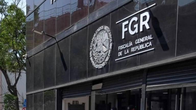 Se registran 43 aspirantes para ser titular de la FGR, entre ellos Ernestina Godoy