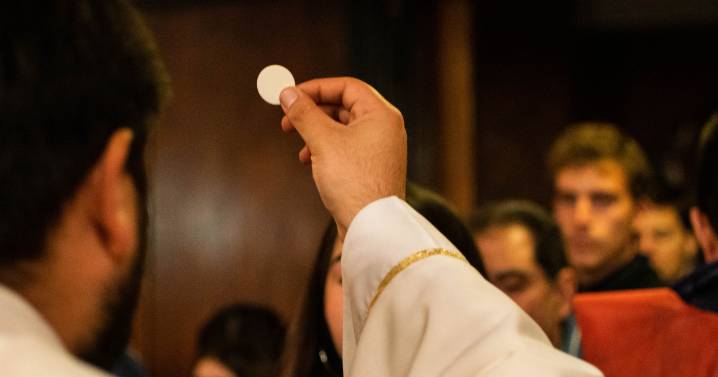 La archidiócesis de Nueva Orleans ofrece una dispensa dominical ante el temor de redadas migratorias