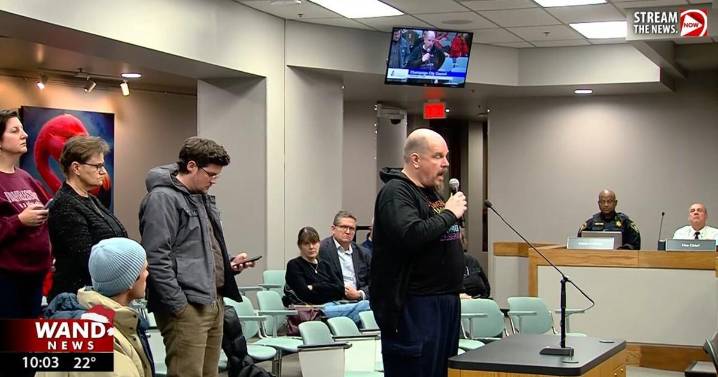 Homeless advocacy groups push back against proposed Champaign camping ban