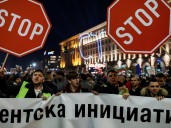 Crisis en Bulgaria: renunció el Gobierno en medio de fuertes protestas a sólo 20 días de ingresar el eurozona
