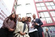 Con la entrega de 144 escrituras a familias afectadas, Clara Brugada afirma que los gobiernos de la 4T sí cumplen