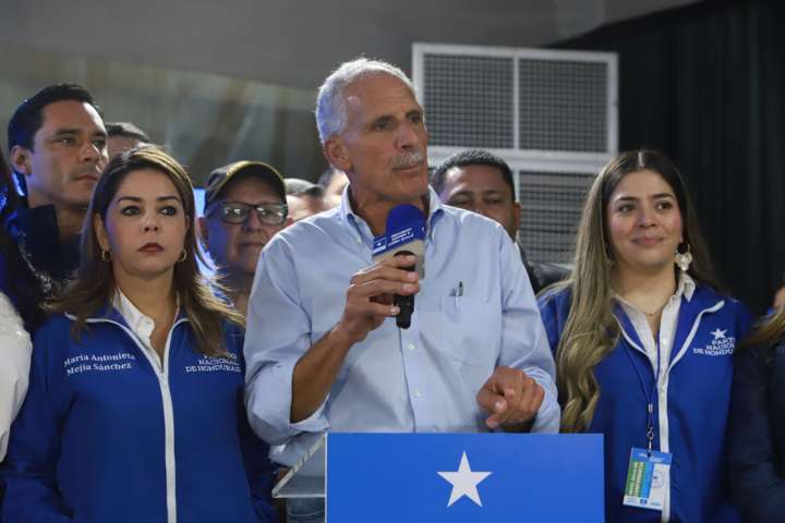 Nasry Asfura, por el que Trump pidió votar, aventaja conteo de las elecciones en Honduras