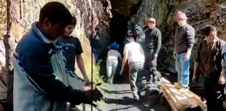 Emergencia en Cajamarca: Tres trabajadores mineros quedan atrapados en un socavón de 200 metros de profundidad