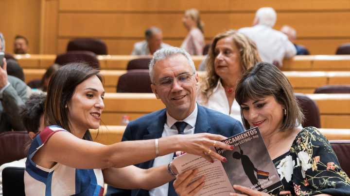 Dimite Javier Izquierdo, miembro de la Ejecutiva del PSOE, en medio de los escándalos por acoso sexual