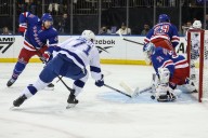 Deadspin | Lightning handle Rangers 4-1, extend win streak to seven