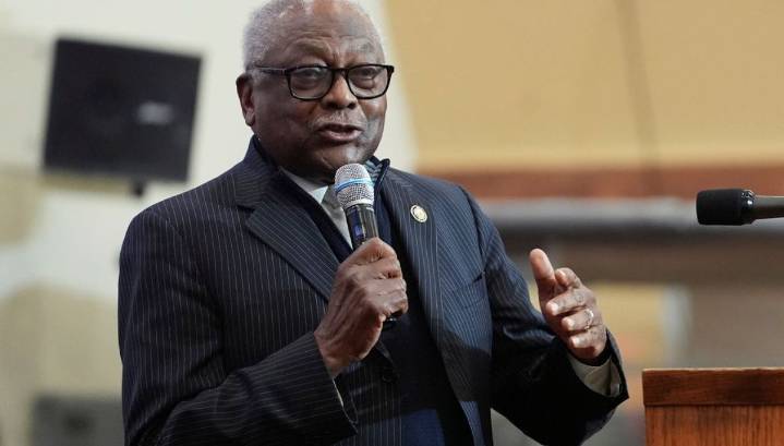 Clyburn agrees with Obama: US 'not ready' for female president