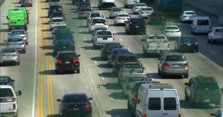 Trump proposal would weaken vehicle mileage rules that limit air pollution