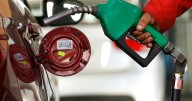 ¿Sube o baja la bencina? Revisa el precio del combustible para los próximos días