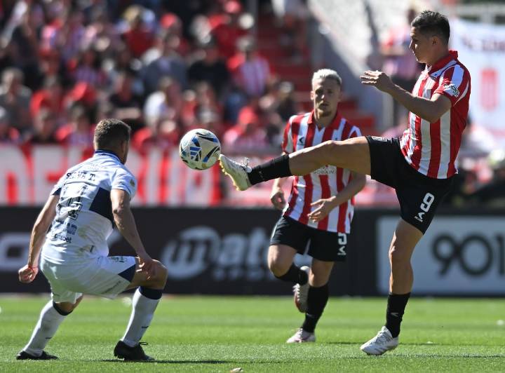 Clásico platense. Horario de Gimnasia vs. Estudiantes por las semifinales del Torneo Clausura 2025