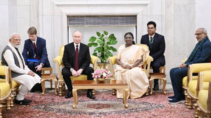 From Jhol Momo to Achaari Baingan, lavish thali served at state dinner for Putin