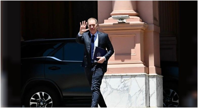 No solo con gobernadores: Santilli se reúne este martes con Peter Lamelas en Casa Rosada