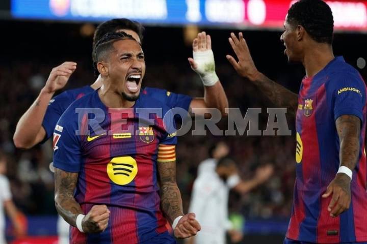 Doblete de Raphinha asegura al Barcelona acabar el año líder