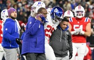 Giants' Tyrone Tracy carted off field with hip injury