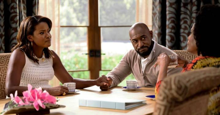 'Bel-Air' had its series finale. And its TV mom says the goodbye was 'full of gratitude'