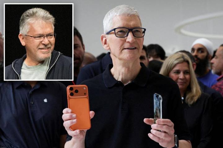 Apple shakes up AI team as exec John Giannandrea steps down