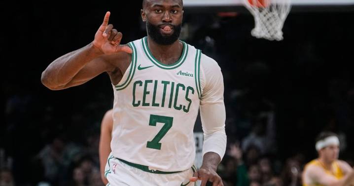 Brown scores 30 points, Celtics cruise to 126-105 win over Lakers team missing James, Doncic