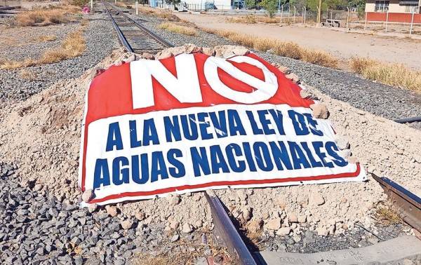 Expresan desánimo tras aprobación de Ley de Aguas