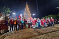 Así se vivió el encendido del árbol en Hecelchakan