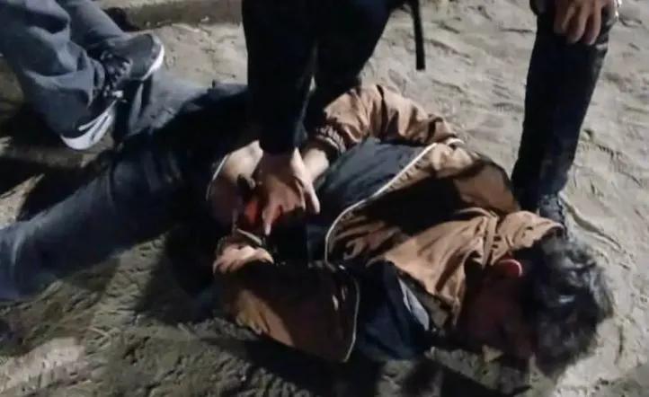 Un policía atropelló a un motociclista, se fugó y luego mató al primo de la víctima: fue detenido y separado de la fuerza