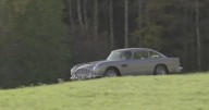 Aston Martin engineers restore "Bond " car