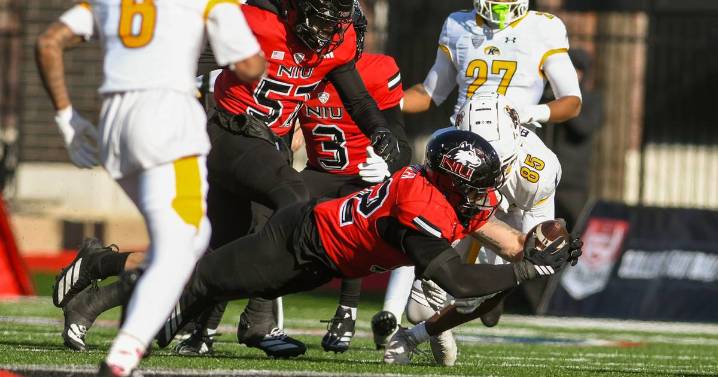 Batavia grad Quinn Urwiler leaves NIU as tackling machine, team leader