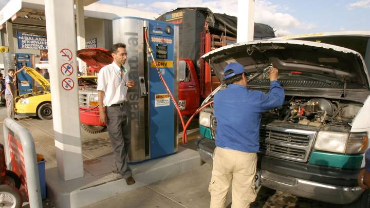 Tarifas de gas para vehículos suben en Colombia: incrementos por departamento