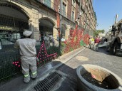 Colocan primer mosaico navideño en el Centro Histórico de CDMX