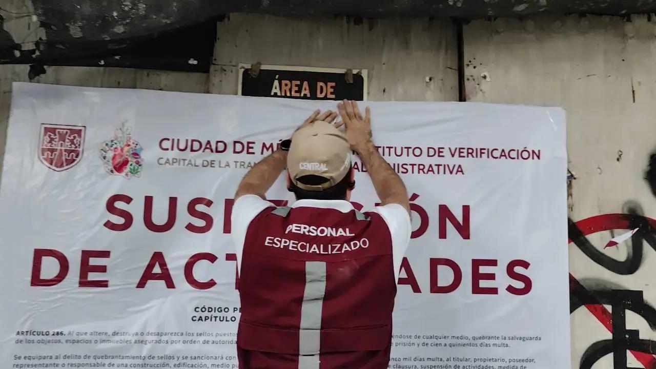 Distribuidores de autos piden intervención de Brugada ante presuntos abusos de funcionarios