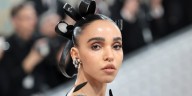 FKA twigs Announces ‘Body High Tour’ – Cities, Venues, Dates & How to Buy Tickets! | FKA Twigs, Music, Tickets, tour 
