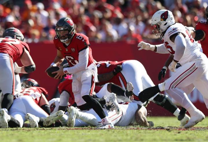 Deadspin | Buccaneers extend Cardinals' losing streak to four