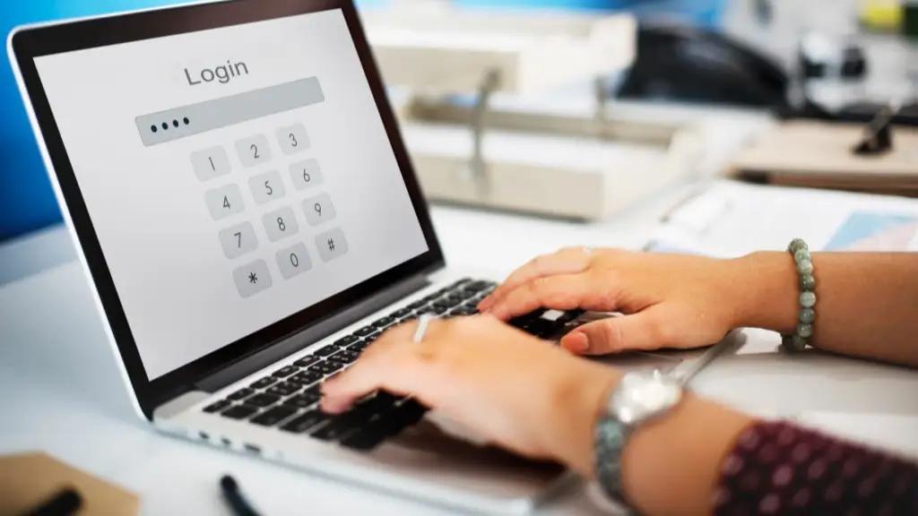 «123456» sigue siendo la contraseña más usada y expone información sensible, según ESET