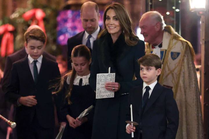 Prince George Has Matching Moment with Mom Kate Middleton at Christmas Service