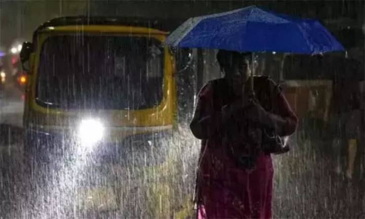 Flooding cuts off parts of north Chennai