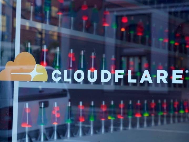 Cloudflare investigates outage that brought down sites