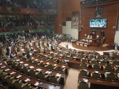 Sindh Assembly erupts in protest over death of toddler