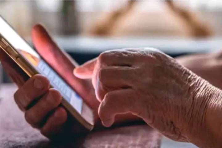 Alertan por intentos de estafas telefónicas, virtuales y presenciales: la Policía brinda recomendaciones