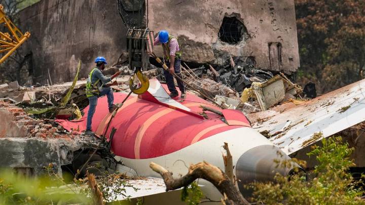 Toxic chemicals found in bodies of Ahmedabad Air India crash victims repatriated to UK: British coroner