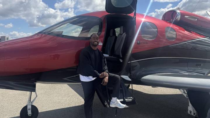 Liftoff: Bills WR Brandin Cooks and his passion for flight